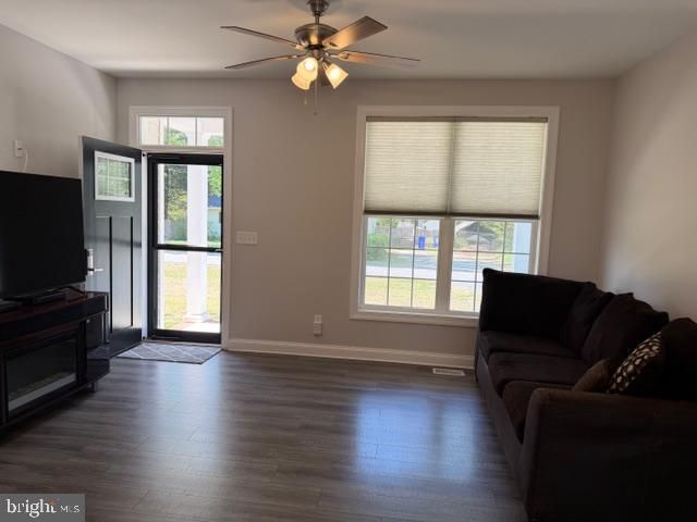 209 3RD ST, Crumpton, MD 21628