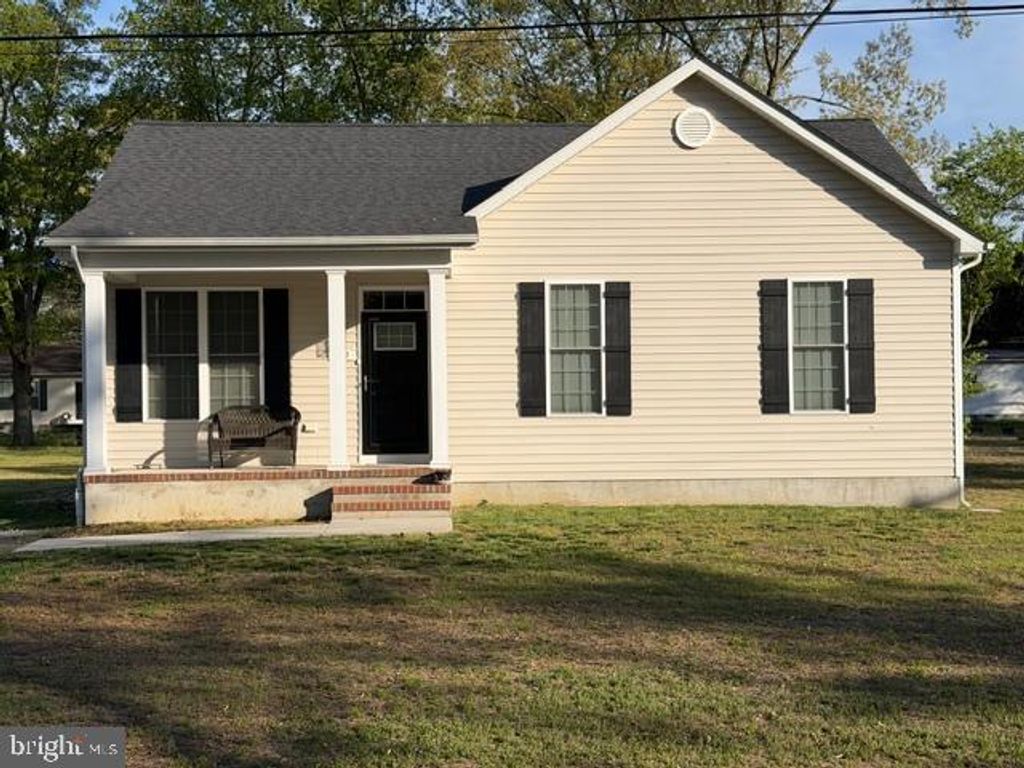 209 3RD ST, Crumpton, MD 21628