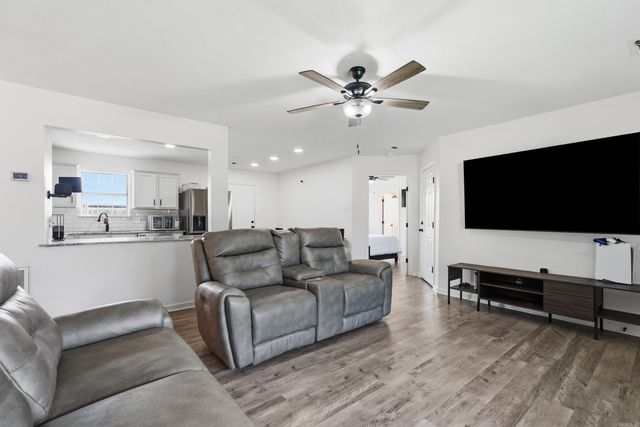 3300 Antietam Drive, Conway, AR 72032