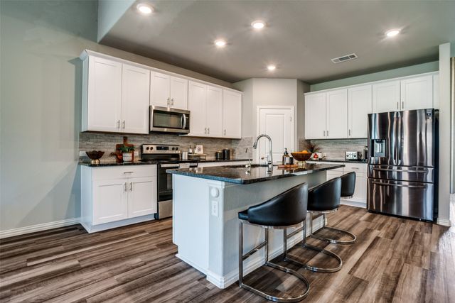 1900 Boulder Creek Trail, Melissa, TX 75454