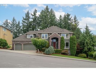 13737 Sw BENCHVIEW Ter, Portland, OR 97223