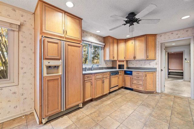 1342 FOX GRAPE CV, Germantown, TN 38138