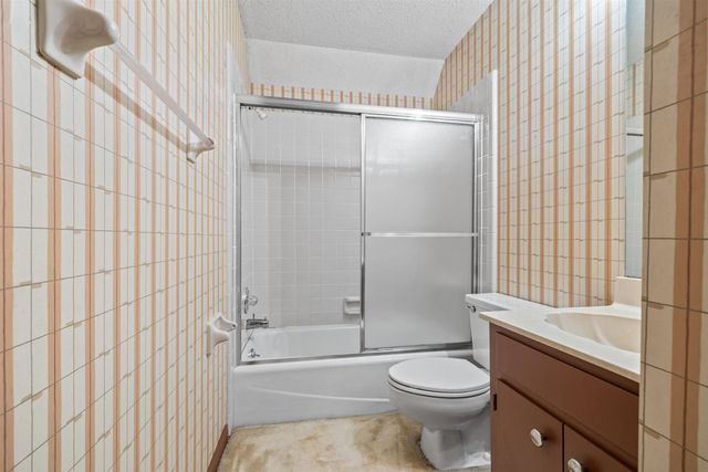 1342 FOX GRAPE CV, Germantown, TN 38138