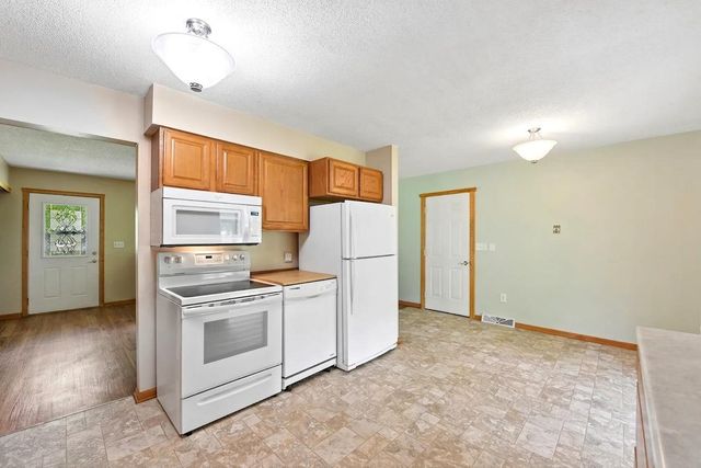 6286 Fairfax Trail, Warsaw, MN 55087