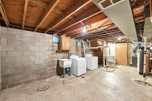6286 Fairfax Trail, Warsaw, MN 55087