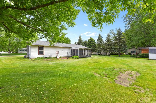 6286 Fairfax Trail, Warsaw, MN 55087