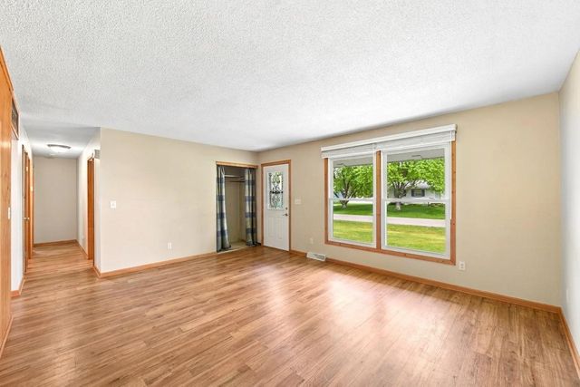 6286 Fairfax Trail, Warsaw, MN 55087