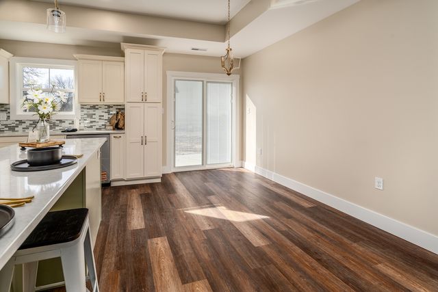 1200 S Vicksburg Street, Marion, IL 62959