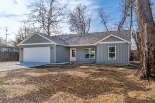 1200 S Vicksburg Street, Marion, IL 62959