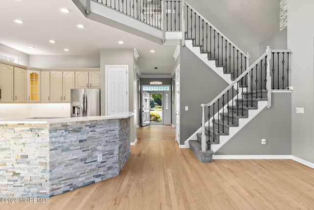 3 Halecrest Court, Freehold, NJ 07728