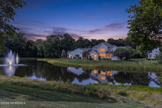 3 Halecrest Court, Freehold, NJ 07728