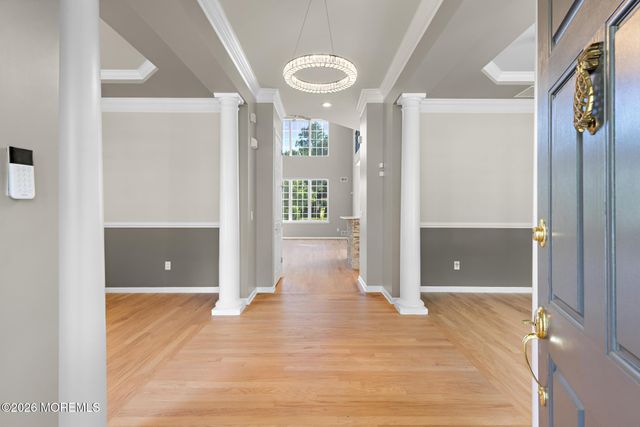 3 Halecrest Court, Freehold, NJ 07728