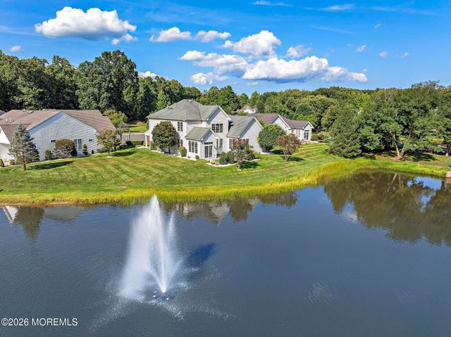3 Halecrest Court, Freehold, NJ 07728