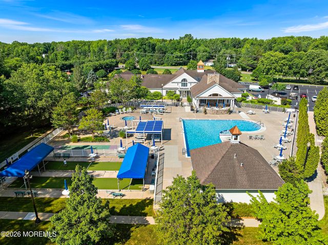 3 Halecrest Court, Freehold, NJ 07728