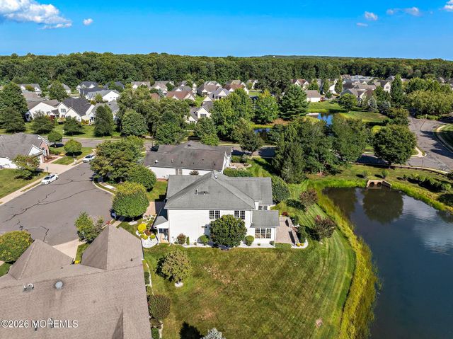 3 Halecrest Court, Freehold, NJ 07728