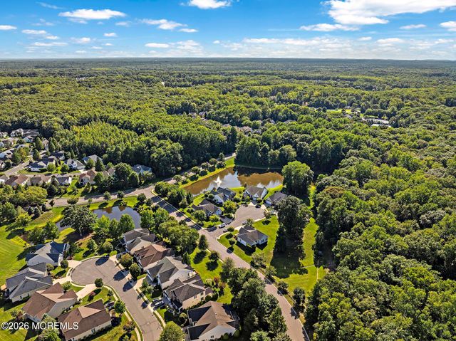 3 Halecrest Court, Freehold, NJ 07728