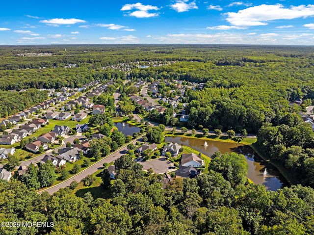 3 Halecrest Court, Freehold, NJ 07728