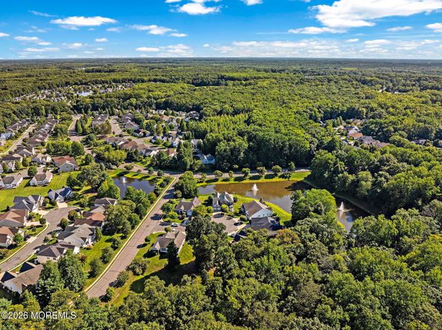3 Halecrest Court, Freehold, NJ 07728