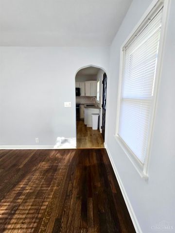 5940 Kenneth Avenue, Cincinnati, OH 45224