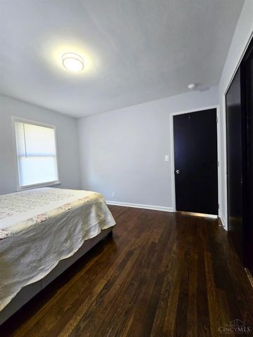 5940 Kenneth Avenue, Cincinnati, OH 45224