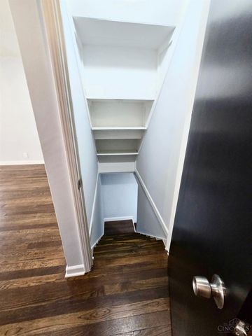 5940 Kenneth Avenue, Cincinnati, OH 45224