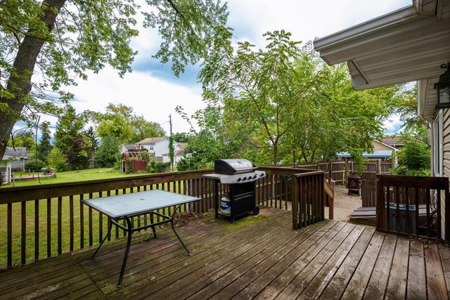 225 Park AVENUE, Twin Lakes, WI 53181
