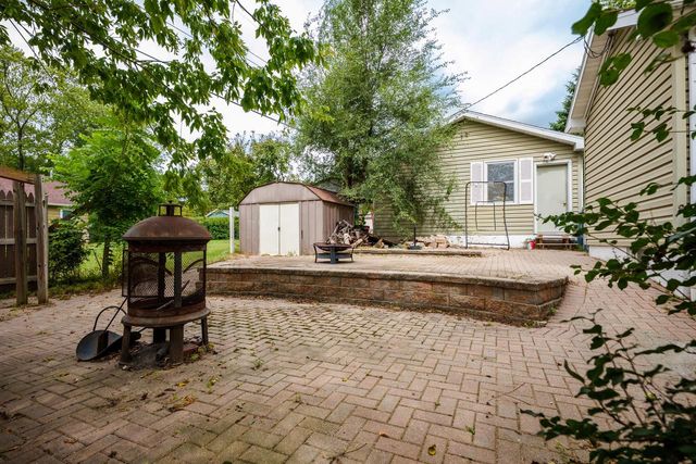 225 Park AVENUE, Twin Lakes, WI 53181