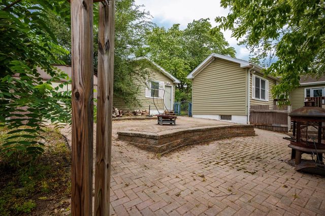 225 Park AVENUE, Twin Lakes, WI 53181