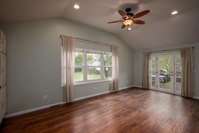 225 Park AVENUE, Twin Lakes, WI 53181