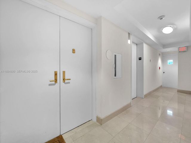 151 SE 15th Rd 501, Miami, FL 33129