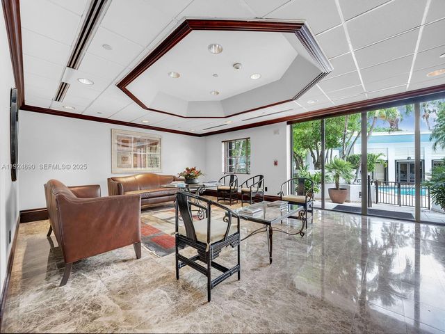 151 SE 15th Rd 501, Miami, FL 33129