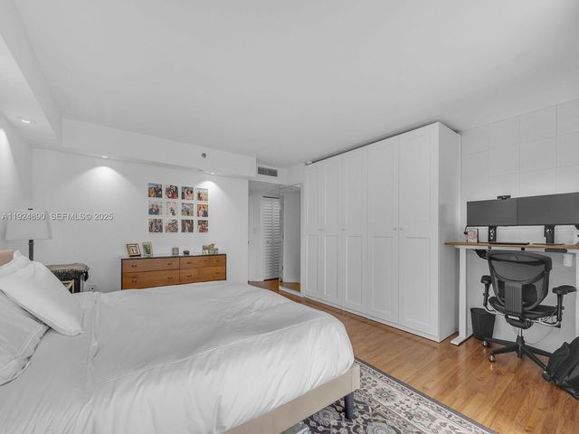 151 SE 15th Rd 501, Miami, FL 33129