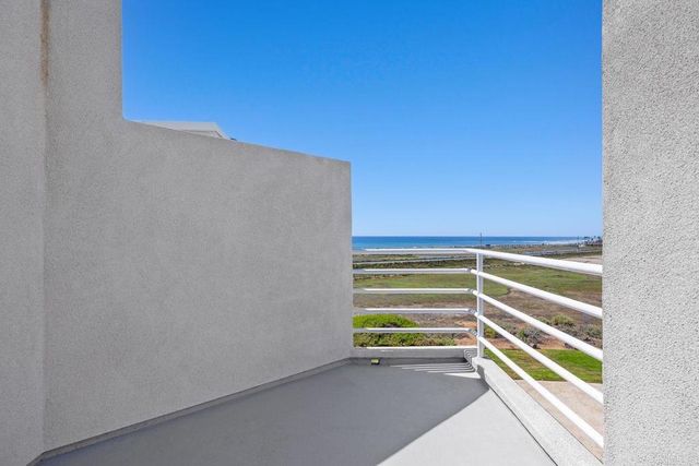 160 Solana Point Circle, Solana Beach, CA 92075
