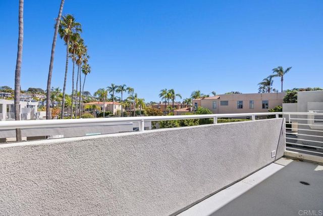 160 Solana Point Circle, Solana Beach, CA 92075