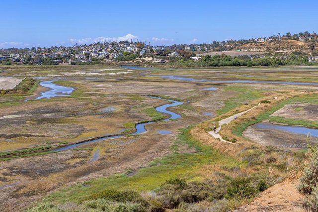 160 Solana Point Circle, Solana Beach, CA 92075