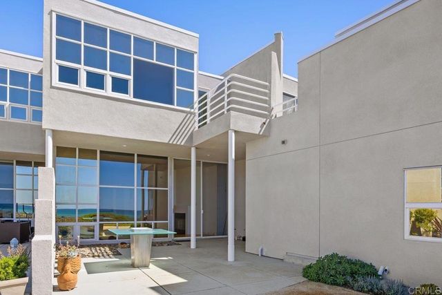 160 Solana Point Circle, Solana Beach, CA 92075