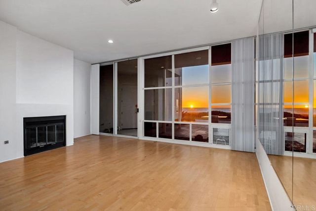 160 Solana Point Circle, Solana Beach, CA 92075