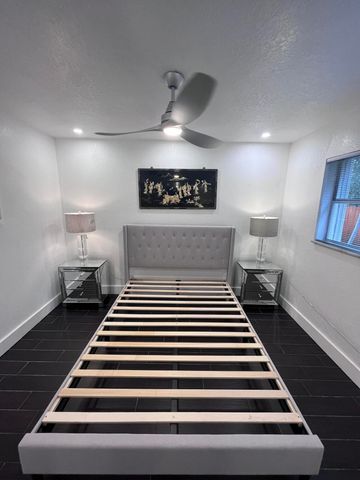 601 SE 5th Court 102, Fort Lauderdale, FL 33301