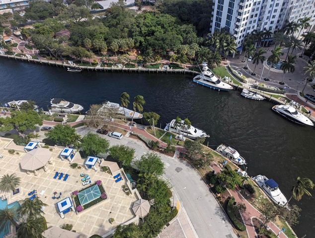 601 SE 5th Court 102, Fort Lauderdale, FL 33301