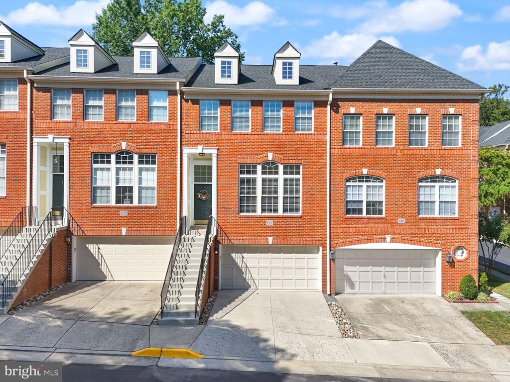 47825 SCOTSBOROUGH SQ #123, Sterling, VA 20165