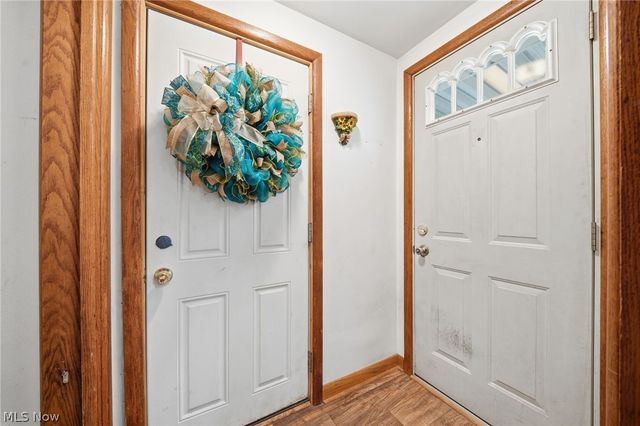 14 N Cross Street, Columbiana, OH 44408