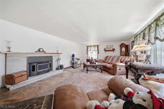 14 N Cross Street, Columbiana, OH 44408