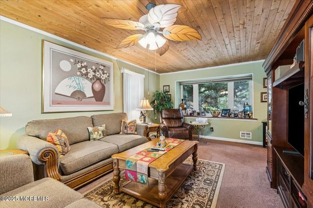 8 Hawaii Road, Jackson, NJ 08527