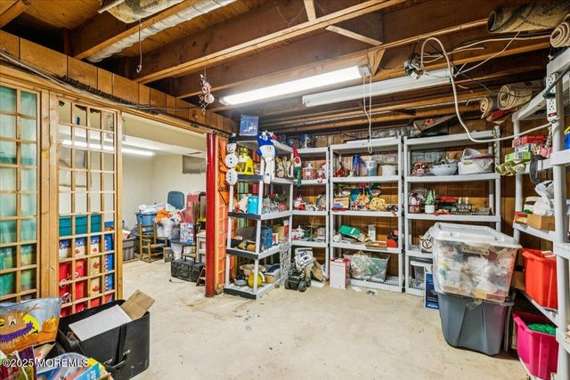 8 Hawaii Road, Jackson, NJ 08527