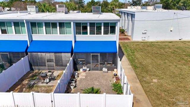201 Pensacola Beach Rd C8, Gulf Breeze, FL 32561