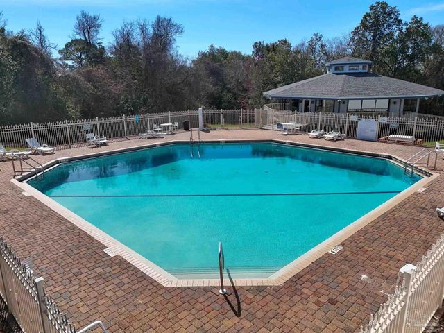 201 Pensacola Beach Rd C8, Gulf Breeze, FL 32561