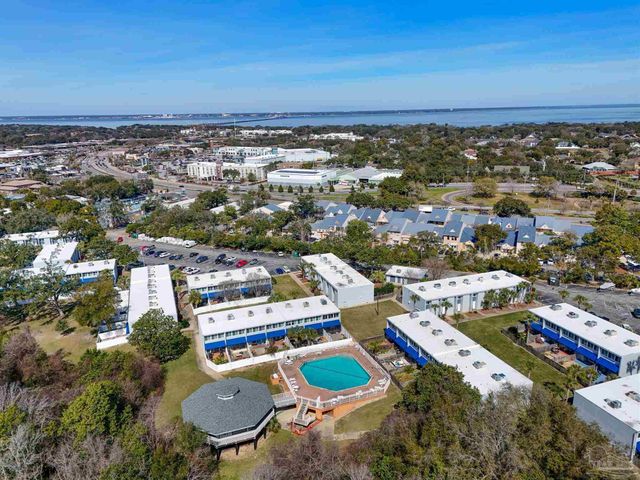 201 Pensacola Beach Rd C8, Gulf Breeze, FL 32561