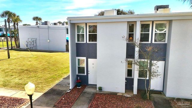 201 Pensacola Beach Rd C8, Gulf Breeze, FL 32561