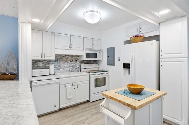 201 Pensacola Beach Rd C8, Gulf Breeze, FL 32561