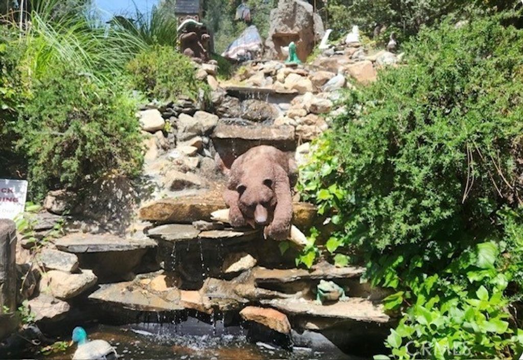 Image 13 of property listing at 5021 Watt Road, Mariposa, CA 95338